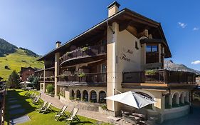 Hotel Flora